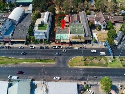 ขาย ที่ดินพร้อม บ้านสวน 189 ตารางวา ผังสีชมพู  ติดถนน 2 ด้าน!!