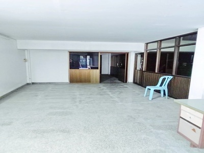 สะพานตากสิน 750 ม.ห้องเช่า 1 ห้องนอน  หัวลำโพง 1 กม. 53 ตร.ม.