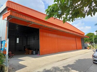 ให้เช่าโกดัง300-600ตร.ม.ถนนลาดพร้าว101ใกล้MRTลาดพร้าว101