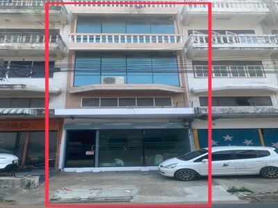 ให้เช่าอาคาร 4.5 ชั้น ติดถนนสตรีวิทยา 2 เหมาะพักอาศัย โฮมออฟฟิศ ค