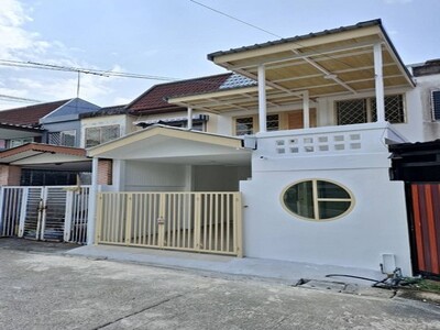 บ้านมินิมอล 2 ชั้น ทำเลดีสองพี่น้อง ใกล้วัดลุ่มอนุบาลระยอง