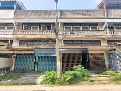 ขายตึกแถว 2 คูหา โครงการหรรษามาเจริญ  ถนนเพชรเกษม 81 แขวงหนองแขม