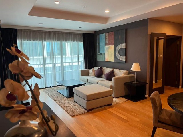 >>Condo For Rent "Sathorn Gardens" -- 2 Bedrooms 94 Sq.m. 32,000 Baht -- Luxury resort style condominium, Best prices guarantee!