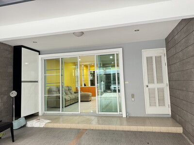 ทาวน์พลัสเอ็กซ์ โยธินพัฒนา7ให้เช่า 3ห้องนอน4ห้องน้ำ 