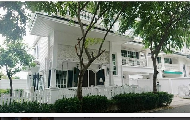 ให้เช่าบ้านเดี่ยว 3 ชั้น หมู่บ้านFantasia villa3 สุขุมวิท109  ใกล้สถานี BTS แบริ่ง 
