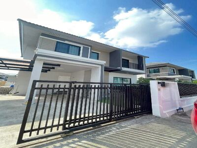 ปล่อยเช่า 25,000 บาท/เดือน สันกำแพง บ้านใหม่ทั้งหลัง เฟอร์นิเจอร์