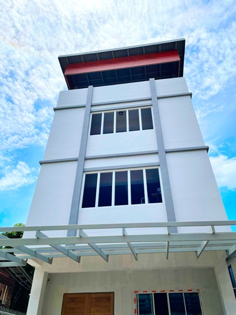 MRT สิรินธร ไม่เคยอยู่ ช่างชุ่ย ให้เช่าโฮมออฟฟิศ จรัญสนิทวงศ์ 65-69 4ชั้น 6แอร์ 44ตรว. 520ตรม.