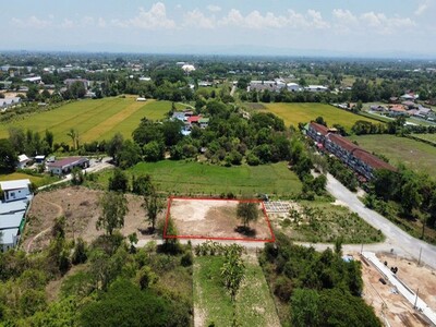 ที่ดินพร้อมสร้างบ้านหางดงไม่ไกลถนนหลวง