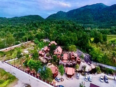 ขายที่ดิน กิจการร้านอาหาร "กินลม ชมเขา" พร้อมที่ดิน หนองรี ชลบุรี