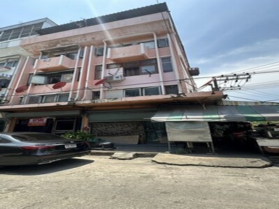 ขาย อาคารพาณิชย์ 5 ชั้น 2 คูหา อยู่หัวมุมถนน 23.6 ตรว.ซ.พหลโยธิน 