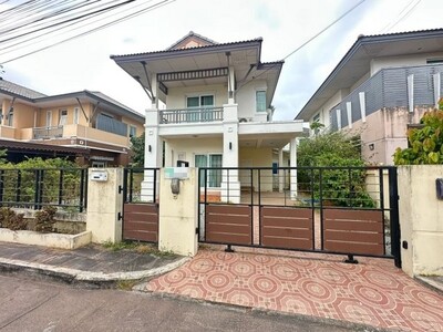 บ้านเดี่ยวศรีราชาให้เช่า โครงการคันทรีโฮมเลคแอนพาร์ค ศรีราชา ชลบุ