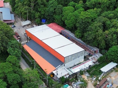 โรงงาน  พื้นที่สีเหลือง ตำบล บ่อวิน อำเภอศรีราชา ชลบุรี