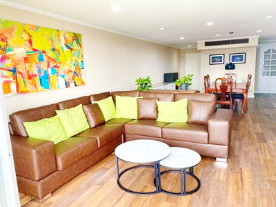 เอ็มสเฟียร์ 1.1 กม. Penthousesหรูคุ้มค่า 3นอน  BTS พร้อมพงษ์ 141  เอ็มสเฟียร์ 1.1 กม. Penthousesหรูคุ้มค่า 3นอน  BTS พร้อมพงษ์ 141