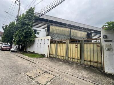 ให้เช่าโกดัง 320 ตร.ม. ออฟฟิศ 2 ชั้น แบบ Stand alone ซอยกรุงเทพนน ให้เช่าโกดัง 320 ตร.ม. ออฟฟิศ 2 ชั้น แบบ Stand alone ซอยกรุงเทพนน