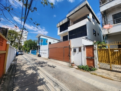 ให้เช่าบ้านเดี่ยว 3 ชั้น 58 ตรว. ซอย ปุณณวิถี 31 สุขุมวิท 101 