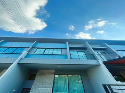 ทาวน์โฮม 2ชั้น  21ตร.วา. หรูหรา ฟิวเจอร์ รังสิต MRT รังสิต 3.2กม.