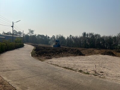 ขายที่ดินอำเภอปากท่อ จังหวัดราชบุรี เนื้อที่ 1 ไร่ 3 งาน 32 ตาราง