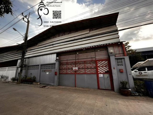 ให้เช่าโกดัง สะแกงาม พื้นที่ 300 ตารางเมตร บางขุนเทียน กรุงเทพ 