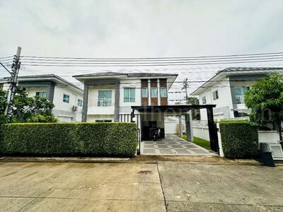 บ้านเดี่ยว แลนซีโอ คริป ปิ่นเกล้า - พระราม 5 เฟอร์ครบ ทำเลดี 