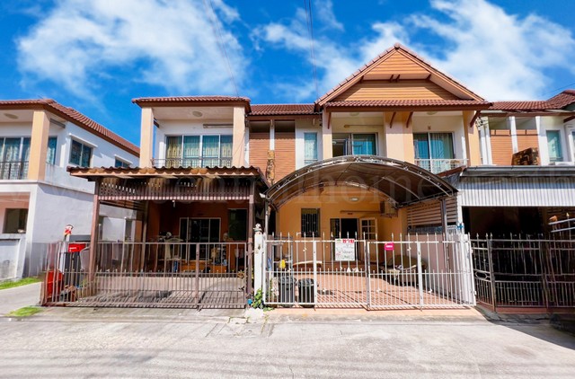 ทาวน์โฮม ไพร์ม เพลส จันทร์ทองเอี่ยม บางบัวทอง ใกล้  สถานีรถไฟฟ้า คลองบางไผ่