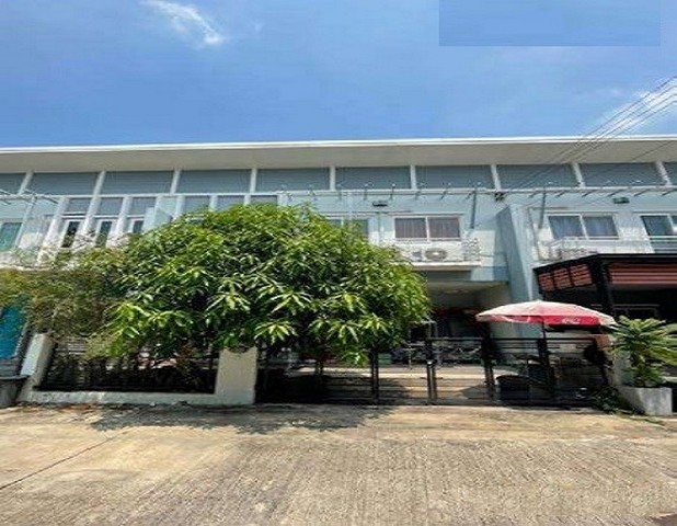 ขายทาวน์เฮ้าส์  หมู่บ้านลภาวัน 22 นนทบุรี (PKK03-05619)