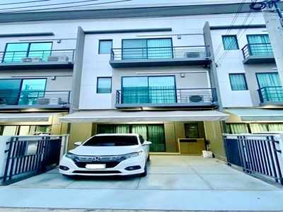 ให้เช่าทาวน์โฮม 3 น้ำ ถ.พิบูลสงคราม สะพานพระราม5 1.9กม. กว้าง 5ม.