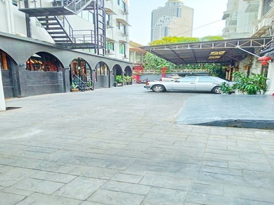 ทำเลใจกลางบางรัก ห้องเช่า 1นอน 1น้ำหัวลำโพง 1 กม.สะพานตากสิน 750 