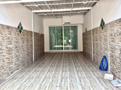 ทาวน์เฮาส์ 2 ชั้น   ตำแหน่ง : การเคหะเนินพลับหวาน