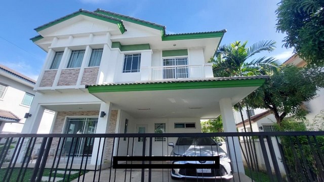 ให้เช่าบ้านเดี่ยว 2 ชั้น 64 ตรว. โครงการมัณฑนา อ่อนนุช - วงแหวน2 บ้านติดถนนเมนโครงการ เฟอร์นิเจอร์พร้อมอยู่ ใกล้เมกะบางนา 