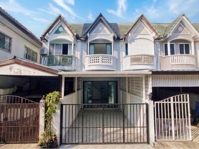 หมู่บ้านตะวันนา  ทาวน์เฮ้าส์บนทำเลศักยภาพย่านสนามบินน้ำ