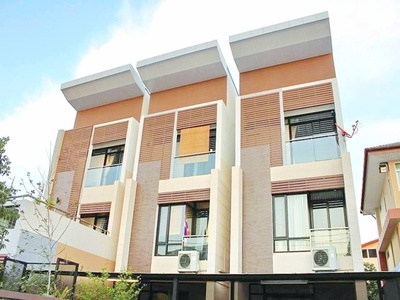  กระทรวงการคลัง 400 ม. BTSอารีย์ 750ม. ทำเลโดดเด่น 3 นอน 4 น้ำ 