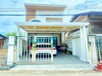 วัดเขาทอง 600 ม. ม.มหิดล นครสวรรค์ 800 ม.  บ้านใหม่ 2 ชั้น 3 นอน 