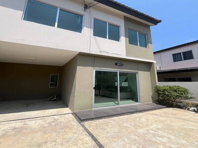 ให้เช่าบ้างนาป่าชลบุรี หมู่บ้านพฤกษาอมตะ