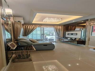 P2143 ขายทาวน์โฮม 2 ชั้น หลังริม โกลเด้น ทาวน์ 3