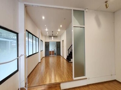 ให้เช่าโฮมออฟฟิศ  ทาวอินทาว 48.5 ตร.ว. 5 นอน 5 น้ำ จอดรถได้ 5 คัน