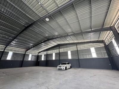 ให้เช่าโรงงาน สำนักงาน 2ชั้น  ศรีราชา  ใกล้ท่าเรือแหลมฉบัง 