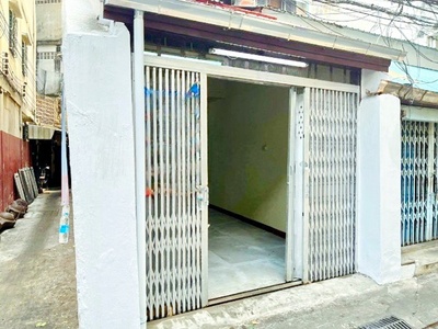 ใกล้ตลาดน้อย 300 ม. MRTวัดมังกร 670ม. อาคารพาณิชย์ 2 ชั้นให้เช่า 