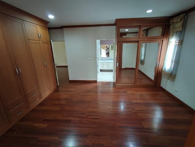 C3727  ให้เช่าบ้านเดี่ยว 2 ชั้น โครงการCasa Ville ราชพฤกษ์-รัตนาธิเบศร์ 1 หลังมุม ใกล้รร.นานาชาติ DBS