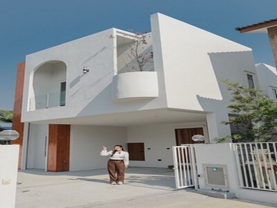 บ้านสร้างใหม่ 2 ชั้น สไตล์มิสเซ็นจูรี่โมเดิร์น สันผักหวาน หางดง 