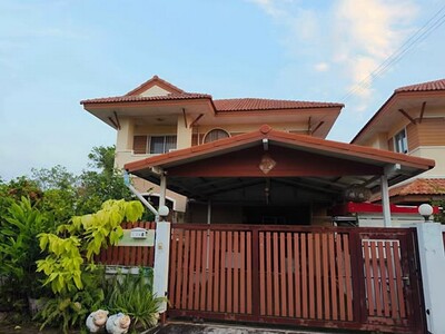 ขายบ้านเดี่ยว​2​ ชั้นหลังใหญ่​????​ม.แกรนด์​ชล​วิลเลจ