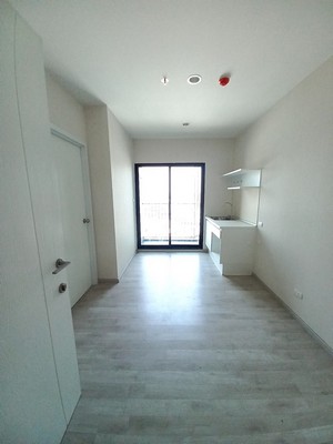 ขายด่วน ๆ condo. Plum Condo Central Station Phase 1 24 ตารางเมตร 1Bedroom ใกล้ เซ็นทรัล เวสต์เกต ทำเลดีเยี่ยม