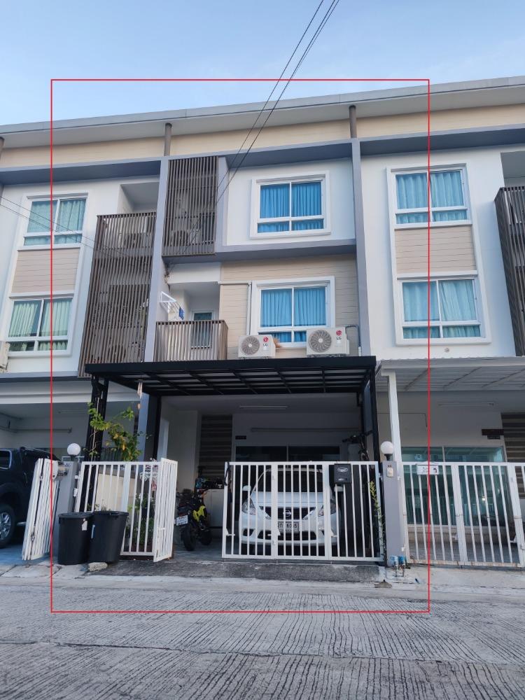EPL-HR1257 ให้เช่าทาวน์โฮมThe Rich Biz Home 3ชั้นลาซาล-แบริ่ง-บางนา 3 ห้องนอน 3 ห้องน้ำ