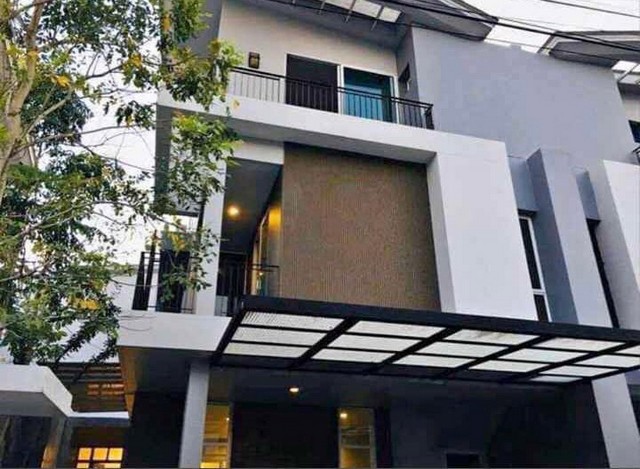 ให้เช่า บ้านแฝด GRAND I-DESIGN วิภาวดีฯ พร้อมอยู่!!!