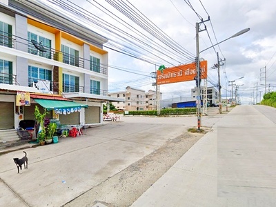โรบินสันบ่อวิน 8 กม. นิคมปิ่นทอง3 3กม.ขายที่ดิน 1 ไร่ 2 งาน 16ตร.