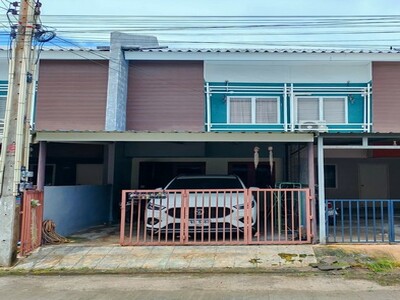 ขายทาวเฮ้าส์2ชั้นบ้านบึงชลบุรีบ้านเอื้ออาทร 