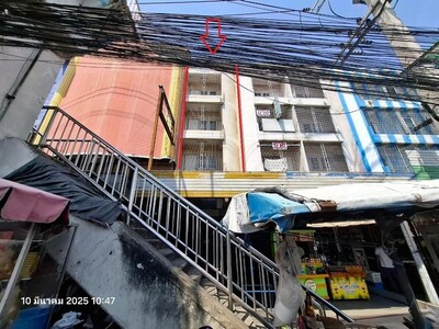 ขายอาคารพาณิชย์หมู่บ้าน เปี่ยมสุขการ์เด้นวิลล์ อ.เมือง จ.ปทุมธานี