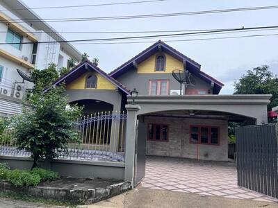 ให้เช่าบ้าน 2 ชั้น 100ตรว.หมู่บ้านสวนนครินทร์ โครงการ1 ซ.ศรีนคริน