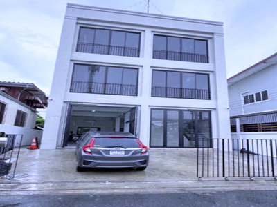 BTS อุดมสุข 2.3 กม.ให้เช่า-ขายสำนักงาน ออฟฟิศ โกดัง 3.5 ชั้นรวมดา