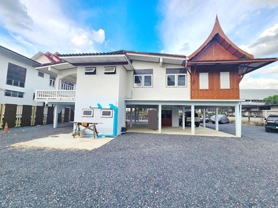 รร.นานาชาติฮีทฟิลด์ 1กม.  MRT สัมมากร 1กม. บ้านเดี่ยว 2 ชั้น 50ตร