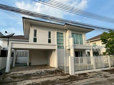 บ้านเดี่ยวหลังใหญ่ ปรับปรุงใหม่  พร้อมเฟอร์และเครื่องใช้ไฟฟ้า บ้านเดี่ยวหลังใหญ่ ปรับปรุงใหม่  พร้อมเฟอร์และเครื่องใช้ไฟฟ้า